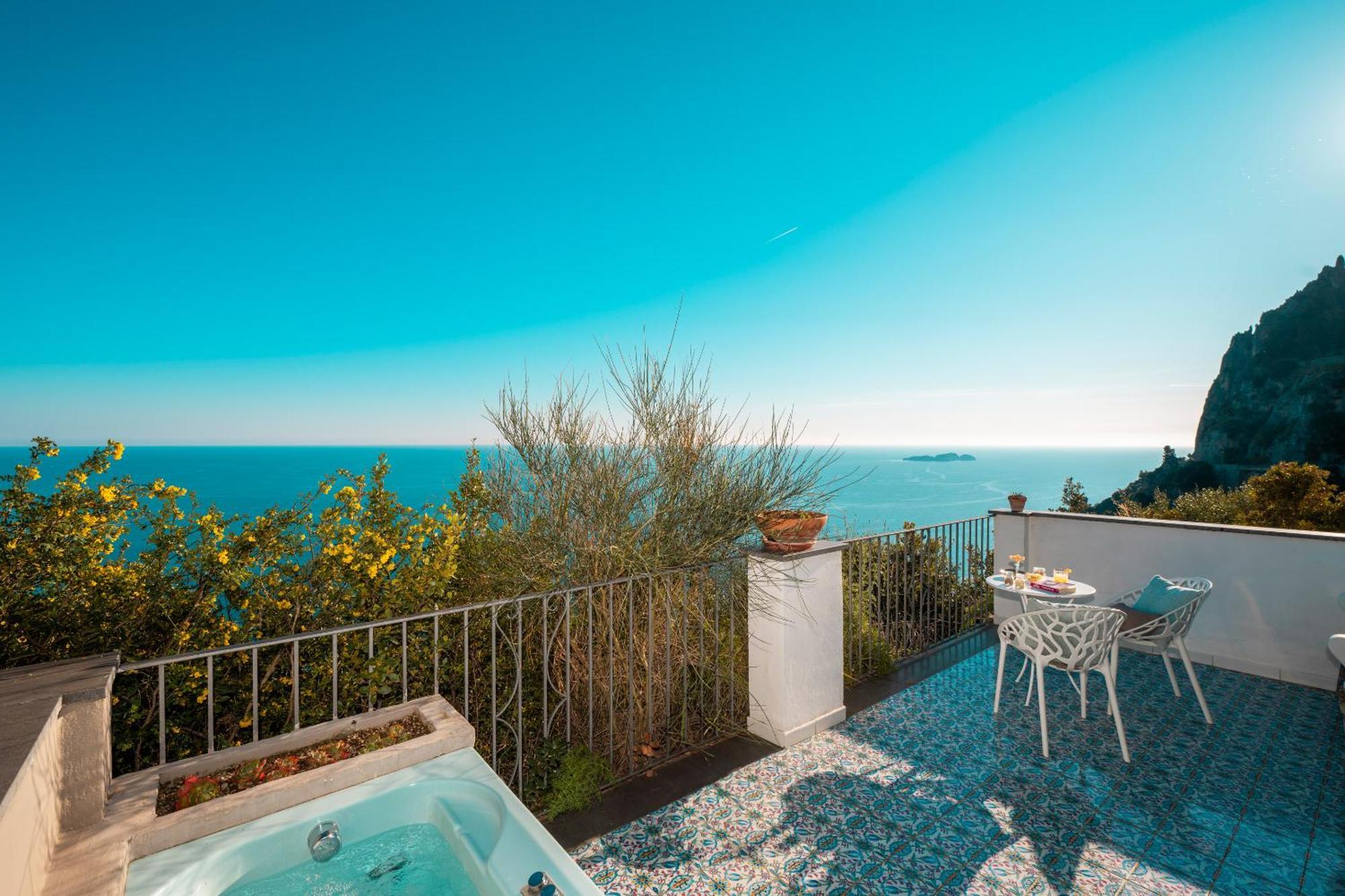 Villa Punta Del Sole Positano Exterior photo